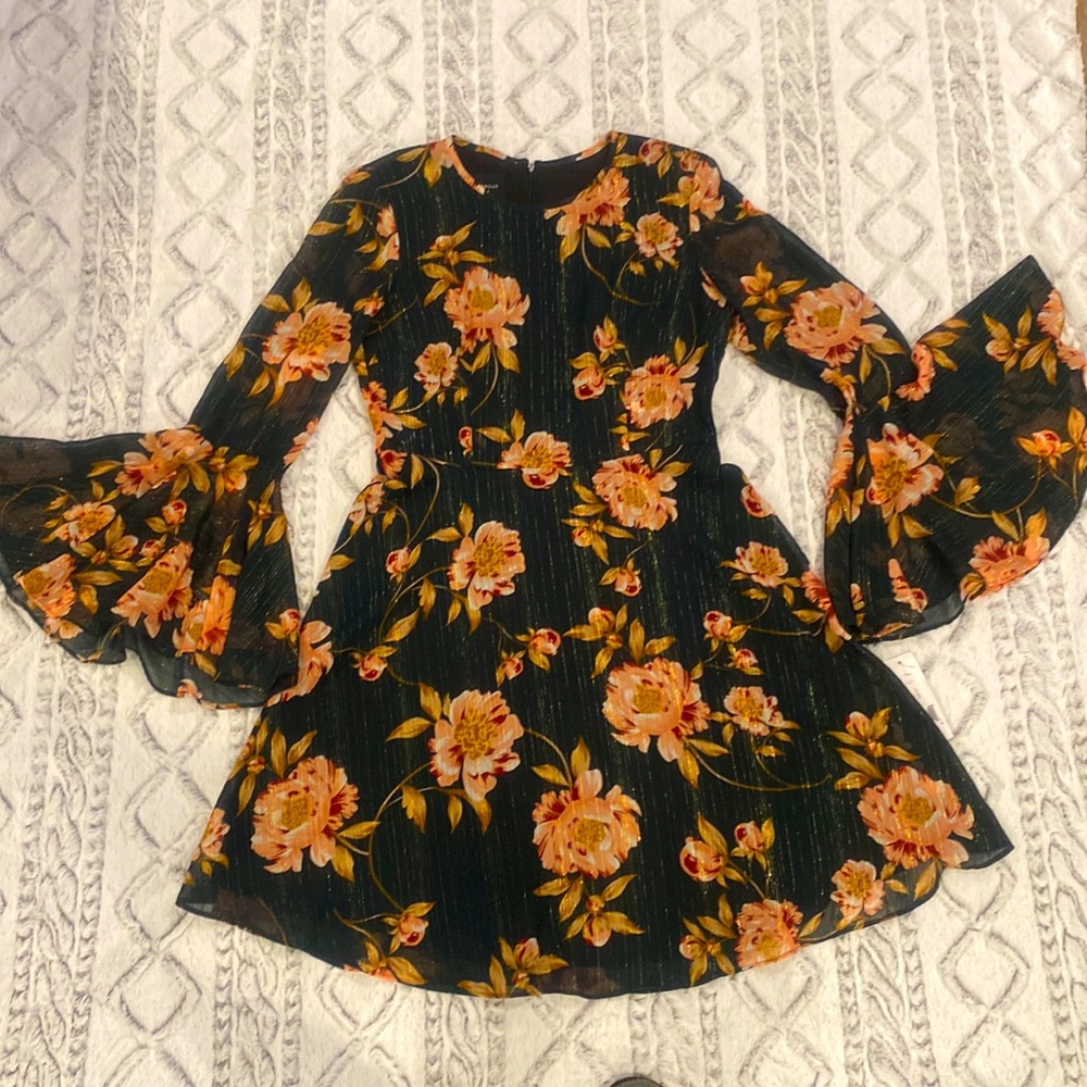 Donna Morgan Green Bell sleeve dress.